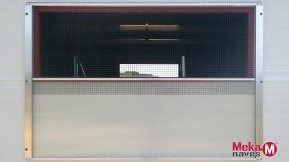 MKGALALAB08-ventana-nave-metalica-modular-gallinas-MEKANAVES